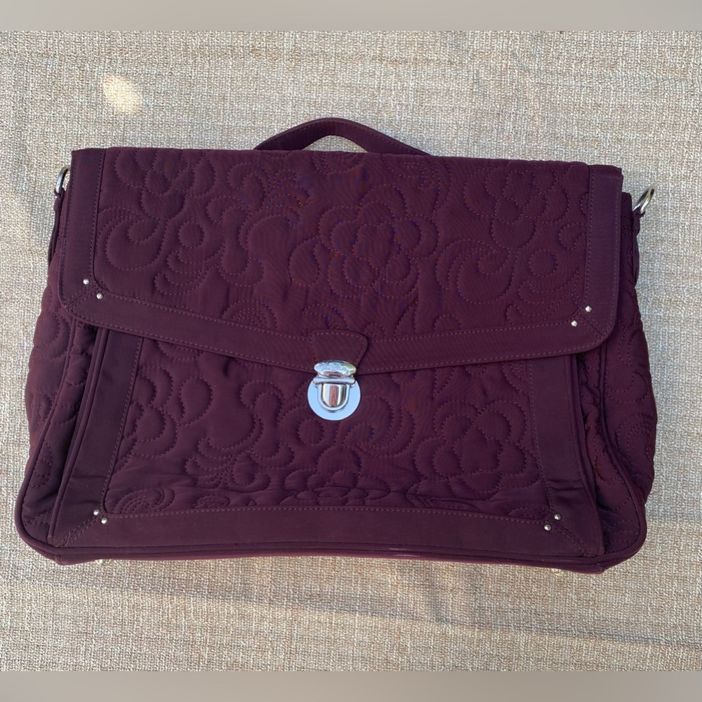 VERA BRADLEY purple quilted laptop brief case Messenger bag. Very good condition